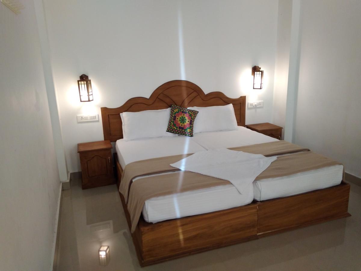 טקאדי Holiday Villa מראה חיצוני תמונה